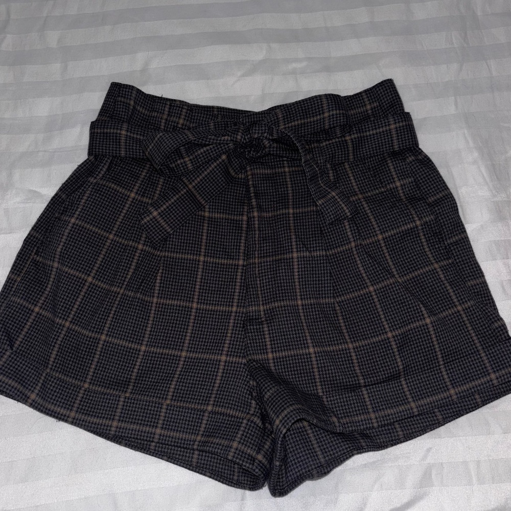 Abercrombie Plaid Tailored Shorts